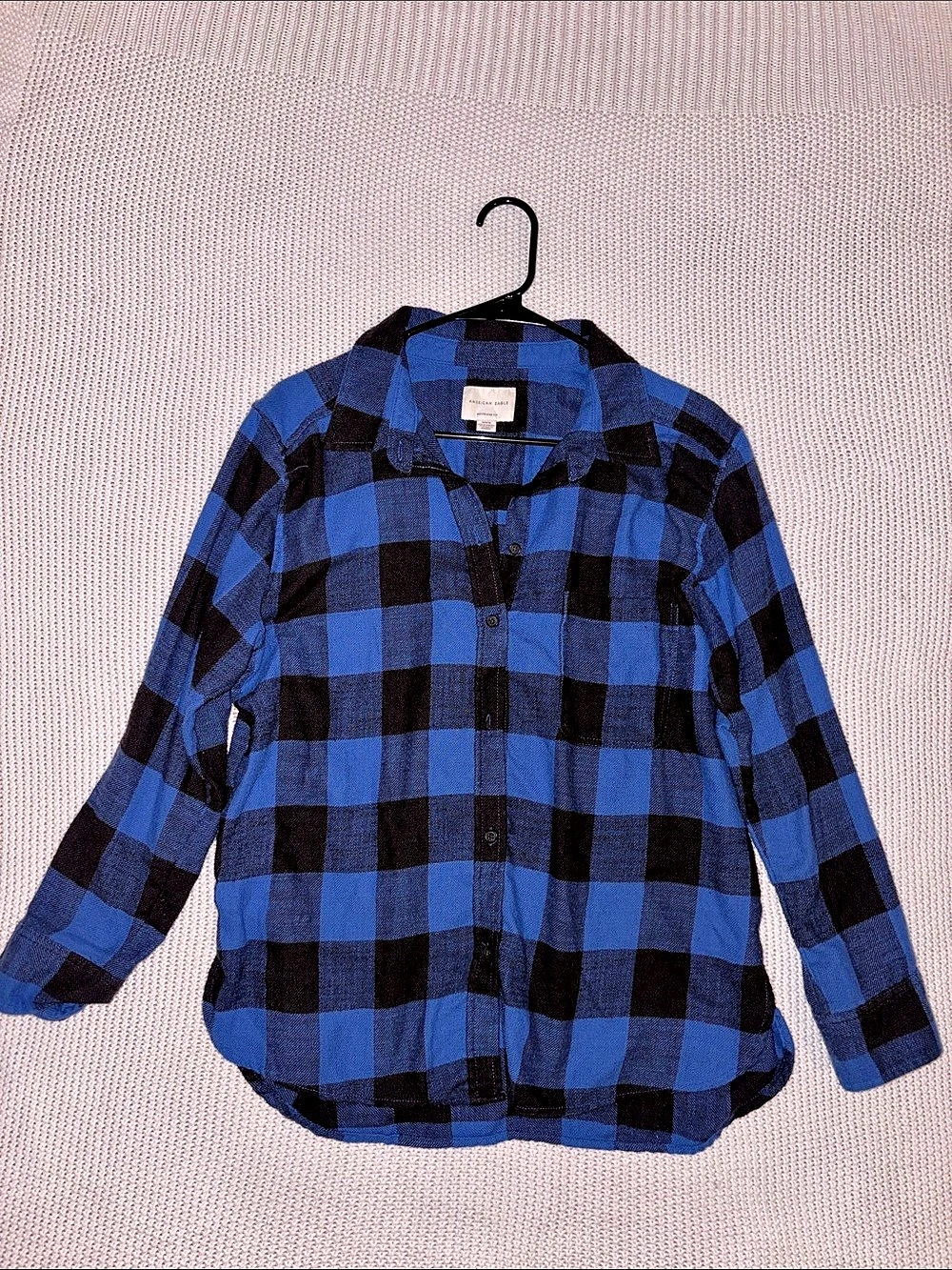 American Eagle Boyfriend Fit Plaid Flannel Shirt Blue & Black Medium